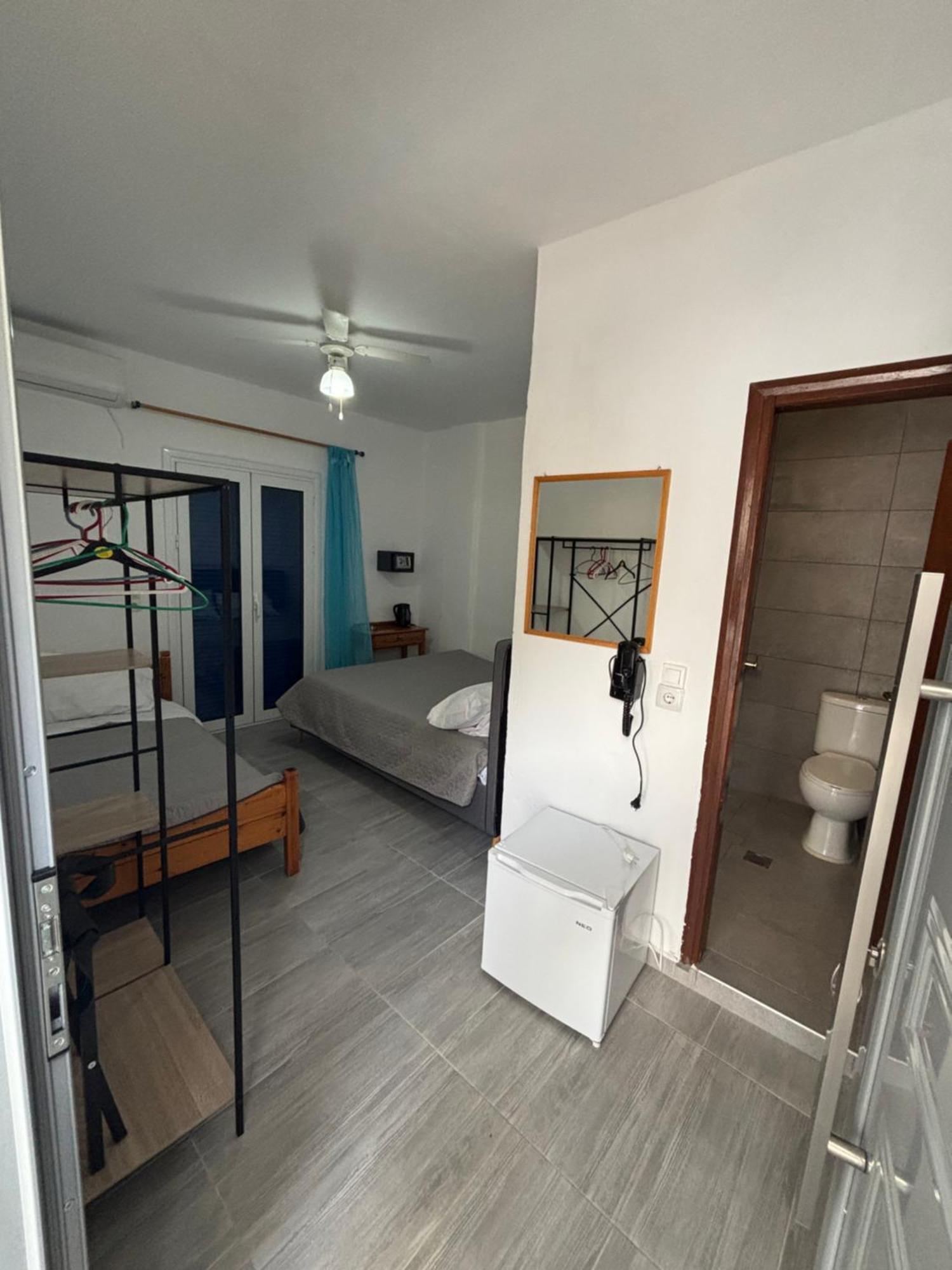 Scirocco Rooms Лутрон Экстерьер фото