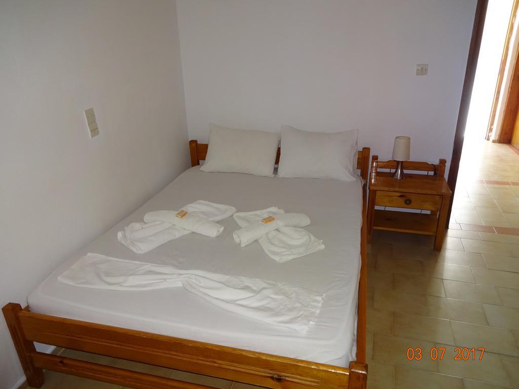 Scirocco Rooms Лутрон Экстерьер фото
