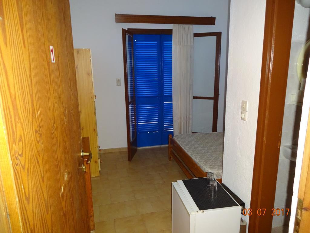 Scirocco Rooms Лутрон Экстерьер фото